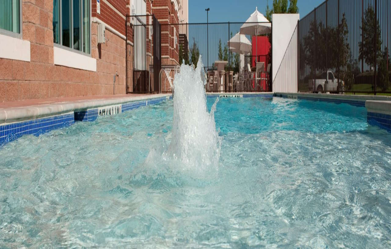 Holiday Inn Dallas - Fort Worth Airport South By Ihg Exterior photo